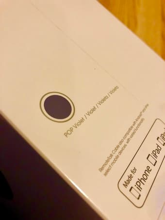 Beats Pop Collection - Pop Violet Solo3 Wifi Headphones 3