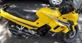 Kawasaki Ninja 250 motorcycle 3