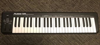 Selling Alesis Q49 midi keyboard 1