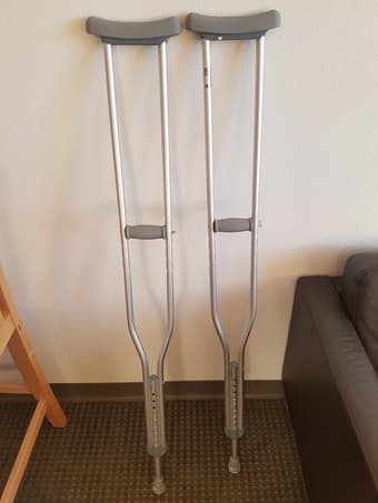 Aluminum Crutches 1
