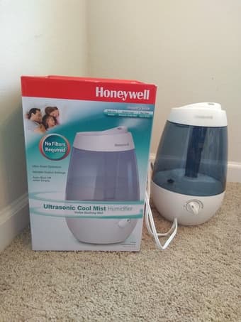 Ultrasonic Cool Mist Humidifier 1