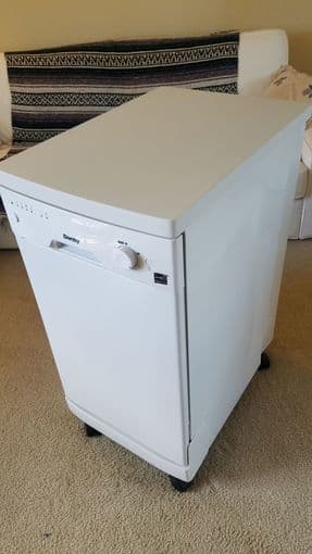 Portable Dishwasher 1