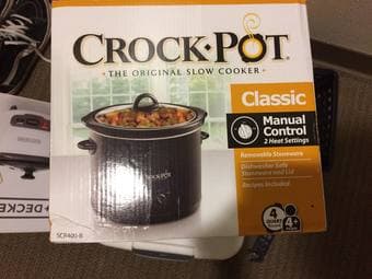 Slow Cooker - 4-Quart Crock-Pot, Lightly Used 1