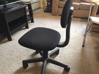 Corner Desk+ swivel chair 3