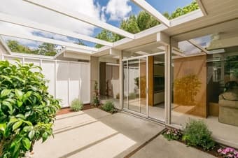 Private bedroom in a fantastic house - come check it out! 1