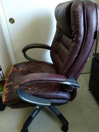 Big leather office chair (Palo Alto) 2