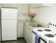 Lyman residence sublet;Sep. 15th-Oct 1th; and Nov 21th-Dec. 3th 2