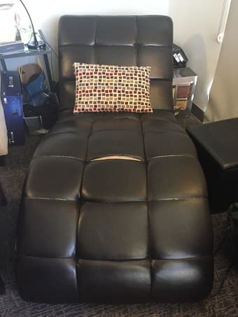 lounge chair - $25 obo 1