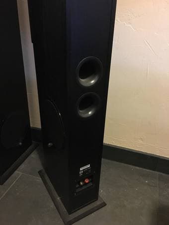 JBL Floorstanding Loudspeaker Pair (Black) 3