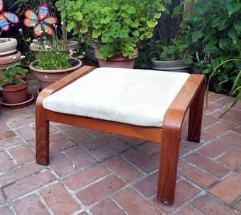 IKEA Poäng (Poaeng) Ottoman 1