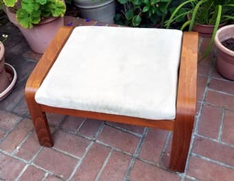 IKEA Poäng (Poaeng) Ottoman 3