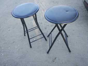 24" folding stools (same height as in Stanford studios) 1