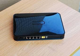 Netgear WNDR4300 N750 750Mbps wifir router 1