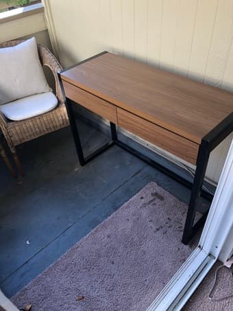 One year old desk 1