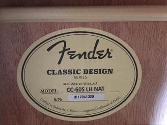 Fender CC-60s Left Handed Acoustic Guitar + Bag 2
