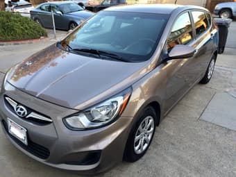 2013 Hyundai Accent GS - Clean, Reliable, Perfect Commuter 1