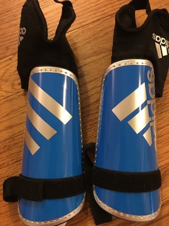Addidas shin guard 1