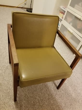 [Palo Alto] sale for chairs and vacuum cleaner 2