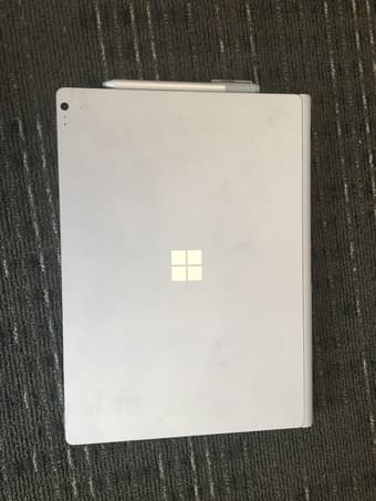 Microsoft Surface Book i7, 256 GB, NVIDIA Graphics Card (GPU) + Pen 1