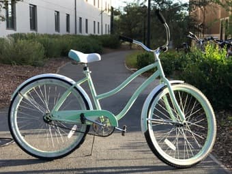 women's bike vintage beach cruiser great deal! free lock! $130!!!! 2