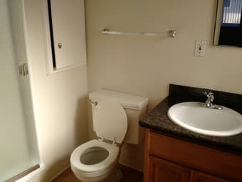 Great masters bedroom in a cool 3BR/2BA apartment in Menlo Park 3