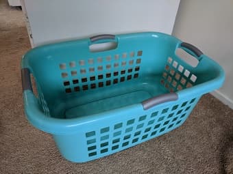 Laundry basket 1
