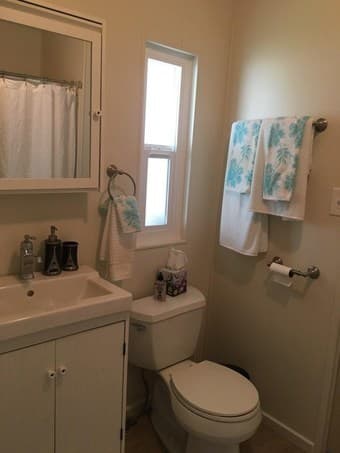 furnished bedroom with private bath, walking distance to Google 1