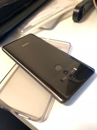 Brand New Huawei Mate 10 Pro (with stock screen cover and case) 2