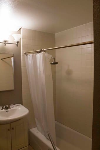 One Bedroom Available in Spacious Twin Peaks House - SF 3