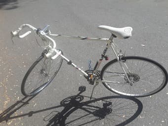 Road bike in good conditions 1