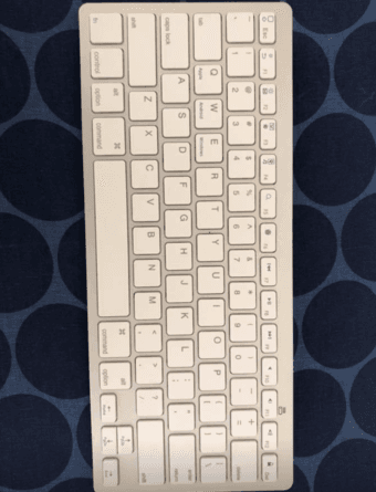 Logitech Bluetooth Keyboard for Apple products 1