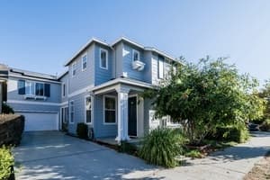 Awesome co-living house looking for a new roomie! 1