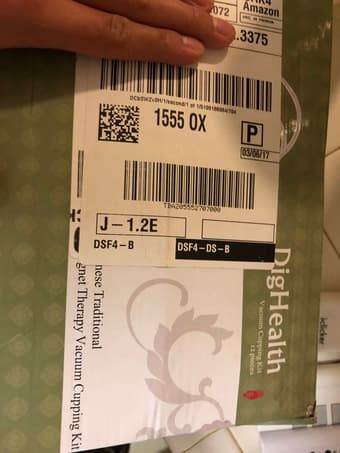 Unused vacuum cupping kit (拔罐套装) 1