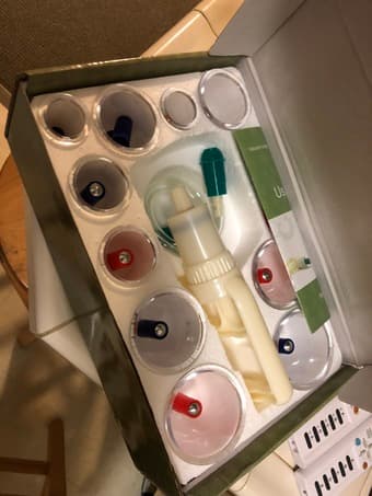 Unused vacuum cupping kit (拔罐套装) 2