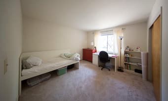 Spacious room in 2BR apartment (College Ave, Palo Alto) 1