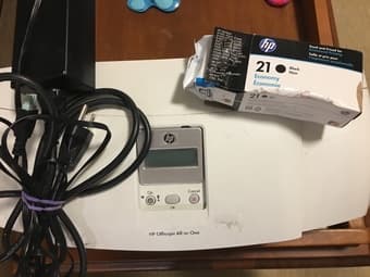 HP all in one printer with new ink packet 1