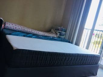 bed, metress 3