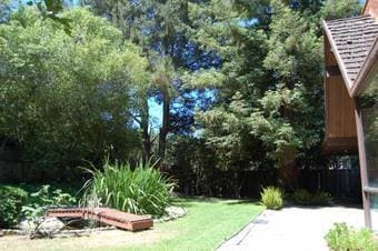 Room in huge house with awesome roomates, at a great price! 2