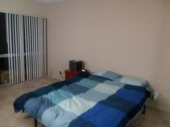 Nice bedroom in a 2BR/2BA apartmenmt 1