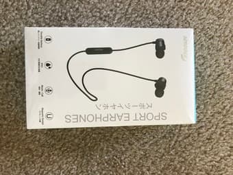 blue tooth earphone ,  fitness tracker, bluetooth loudspeaker box 2
