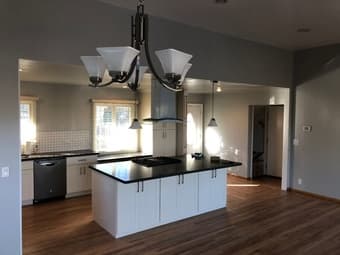 House Hunters, LEND ME YOUR EARS! 2