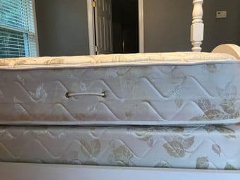 Twin mattress + Box Spring (Gold Bond, Spring w/ Pillow-top) 2
