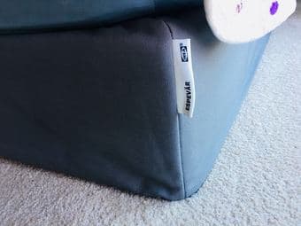 Ikea mattress and matress base(like new) 2