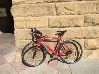 Super fast road bike for sale! Has to go fast 1