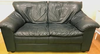 Just reduced! Dark Green Leather Sofa Set in Menlo Park 3