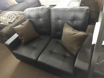 Black faux leather loveseat 1