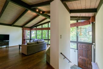 Join our chill house in Emerald Hills 1
