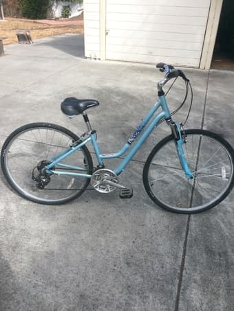 Diamondback Vital 2 Women's Bike 1