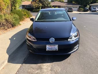 2015 VW GOLF S 4D Mk7 Night Blue Metallic in pristine condition - $132 2