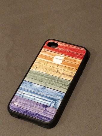 Iphone 4S rainbow case 1
